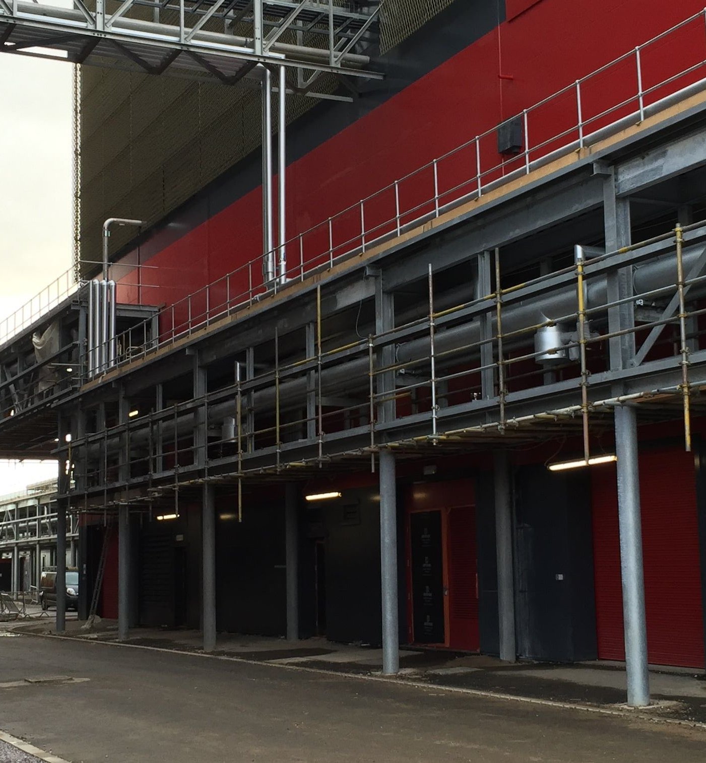 Process Pipework Installation Work to Reduce Energy Consumption | adi