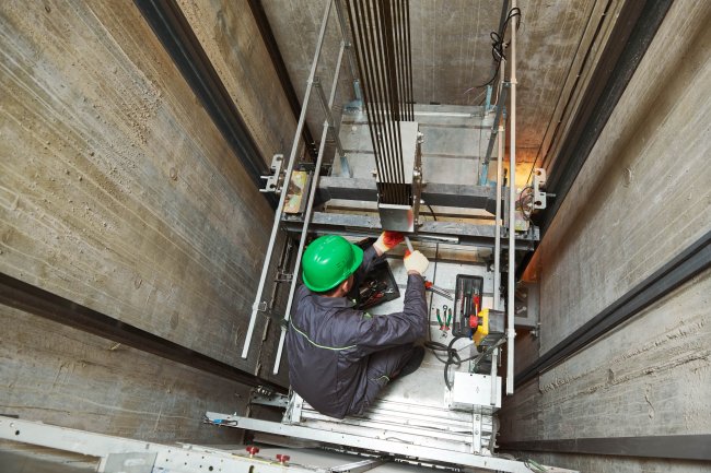 lift engineer